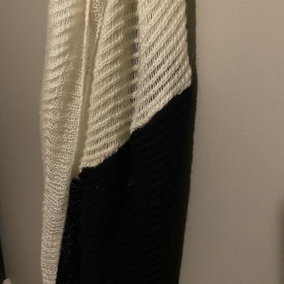 Aldo Long B/W Infinity Scarf - Picture 3 of 5